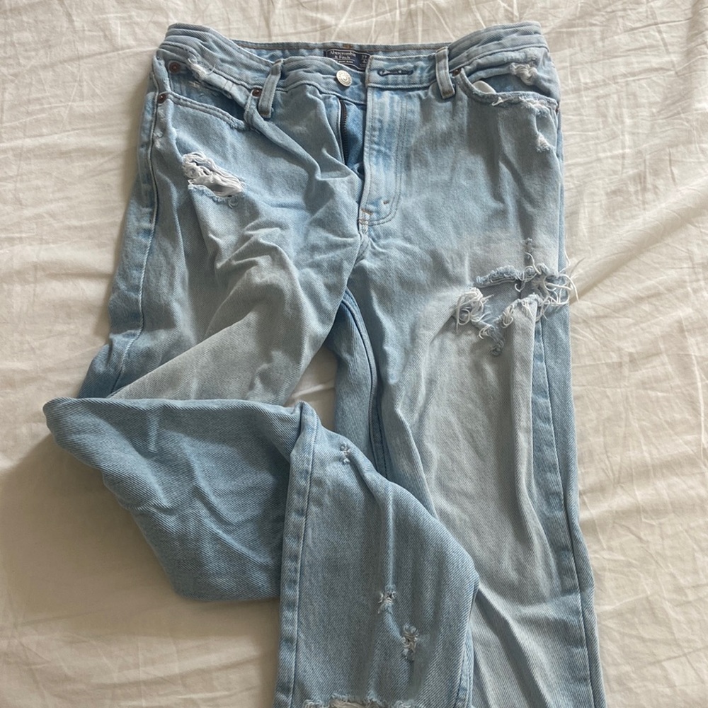 Abercrombie mom jeans